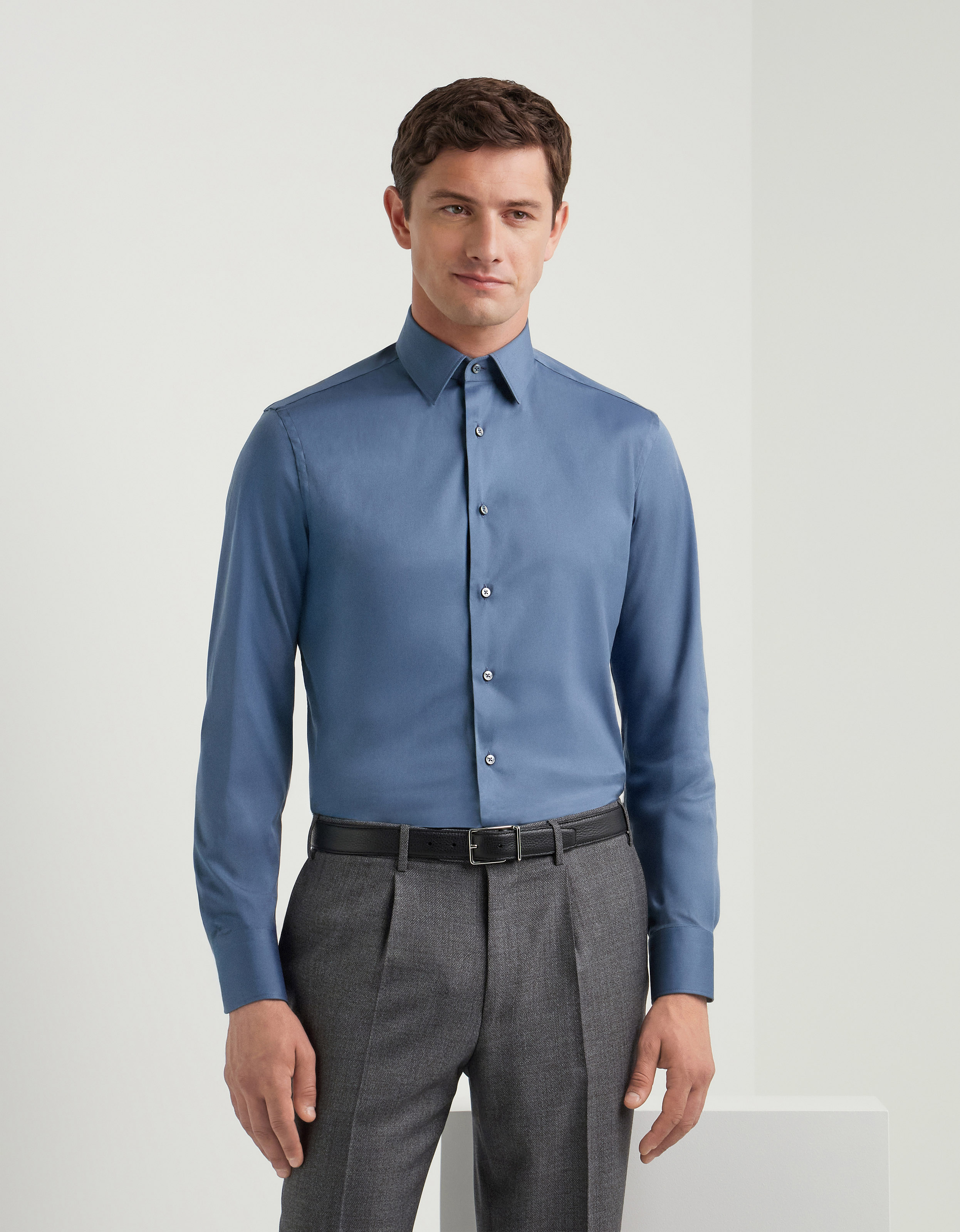 Regular fit shirt in stretch avio cotton