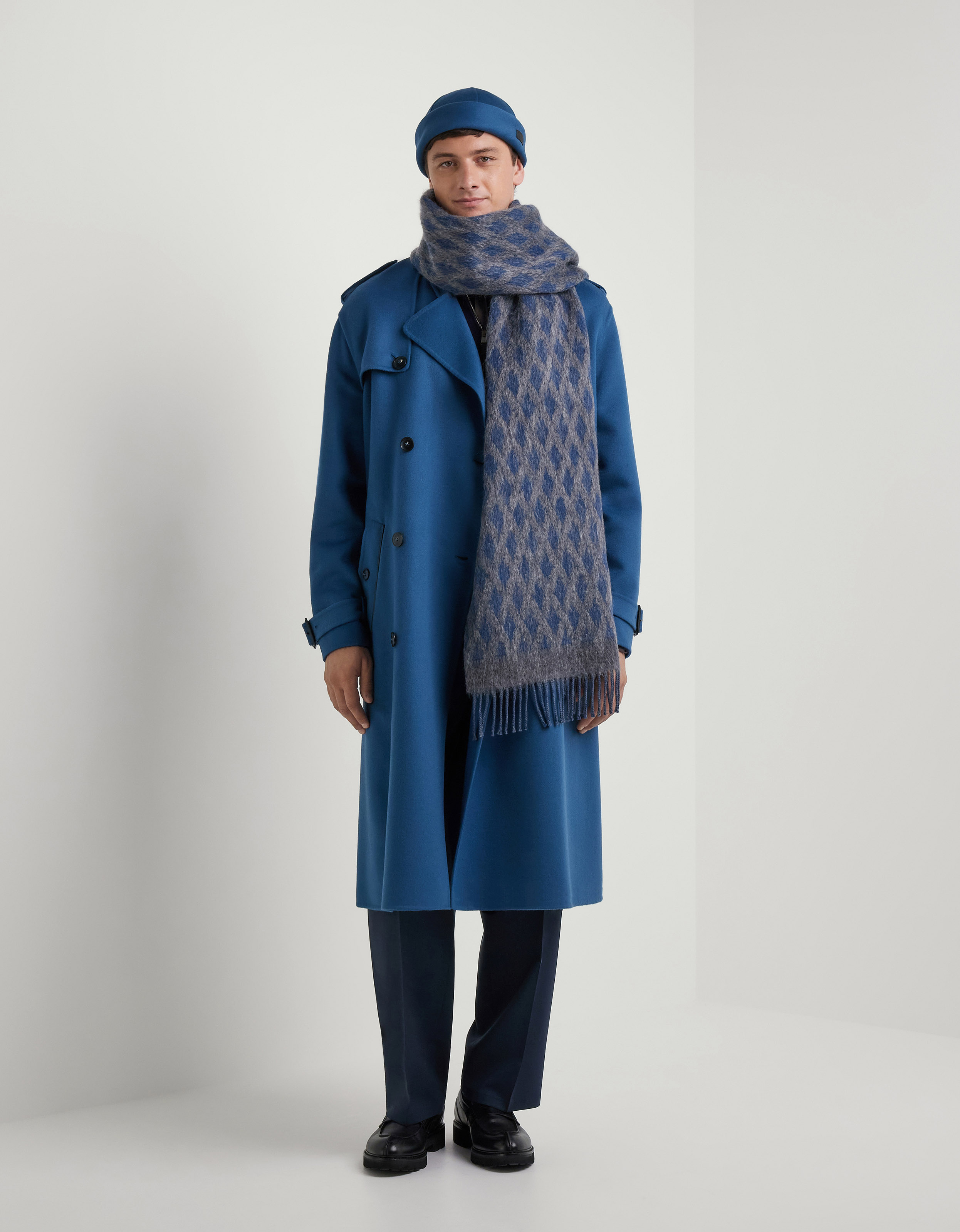 2383-double-wool-and-cashmere-trench-coat-in-oil–1.jpg