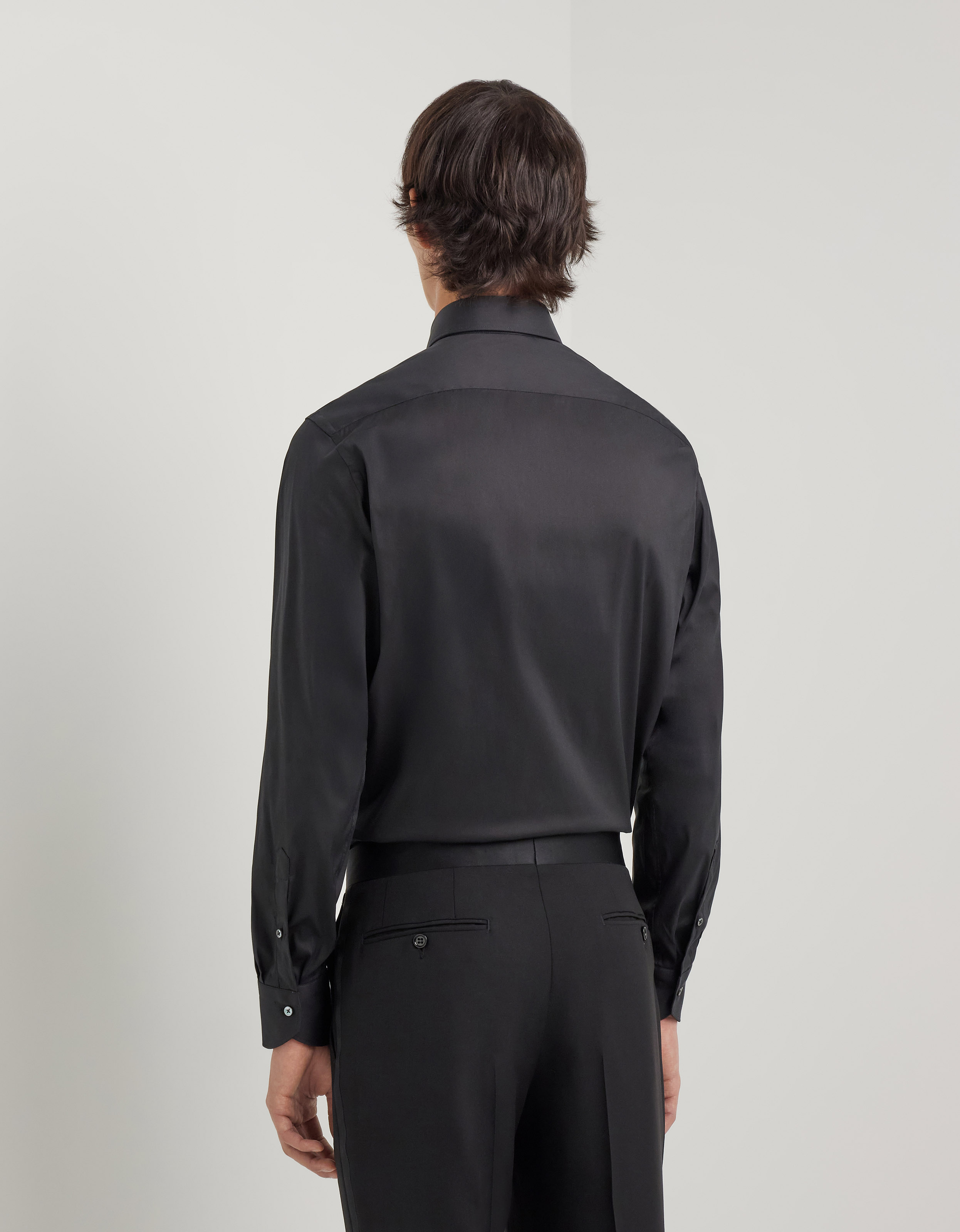 2419-black-shirt-in-stretch-cotton-blend-with-pointed-collar–1.jpg