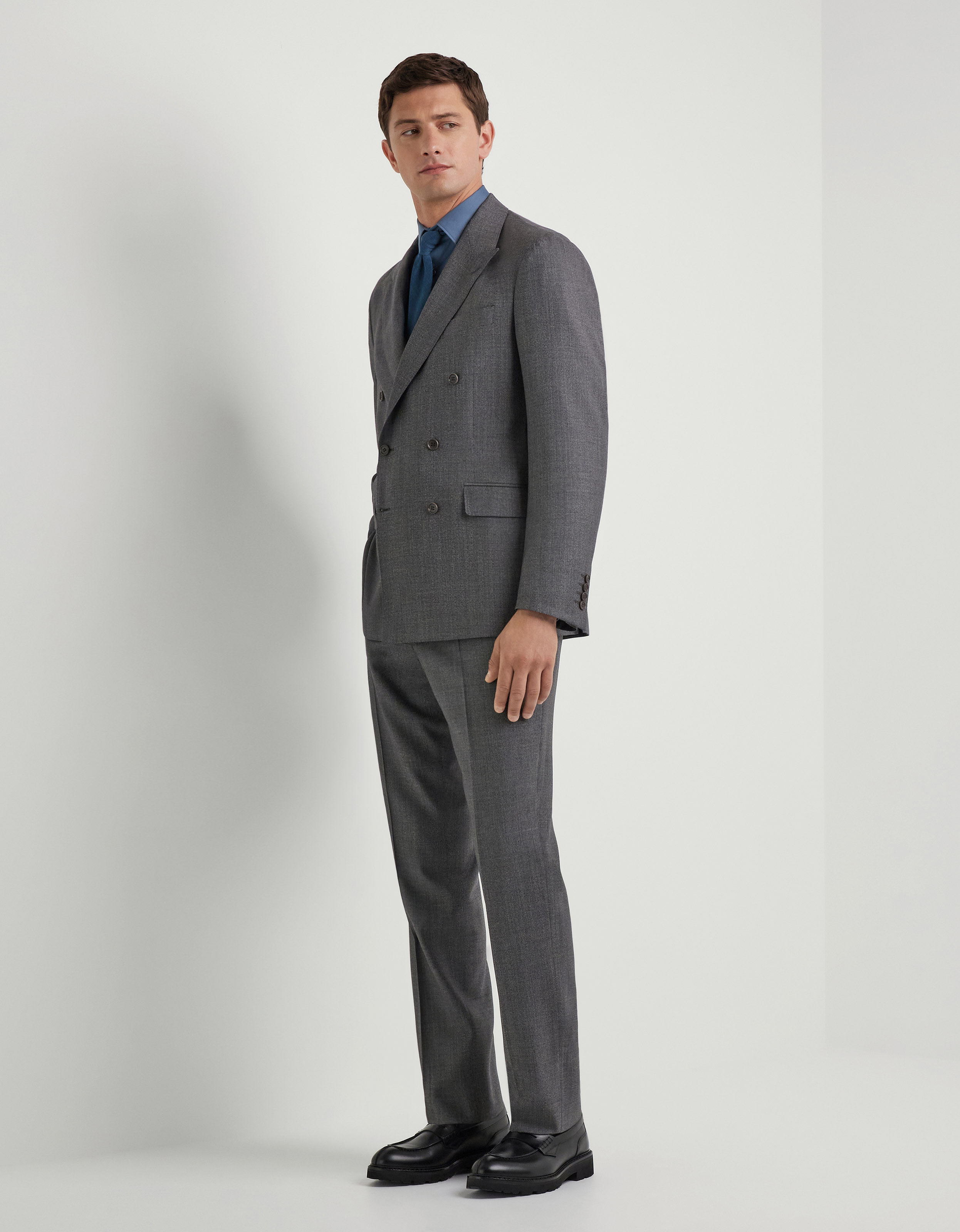 2512-gray-pure-wool-suit–1.webp
