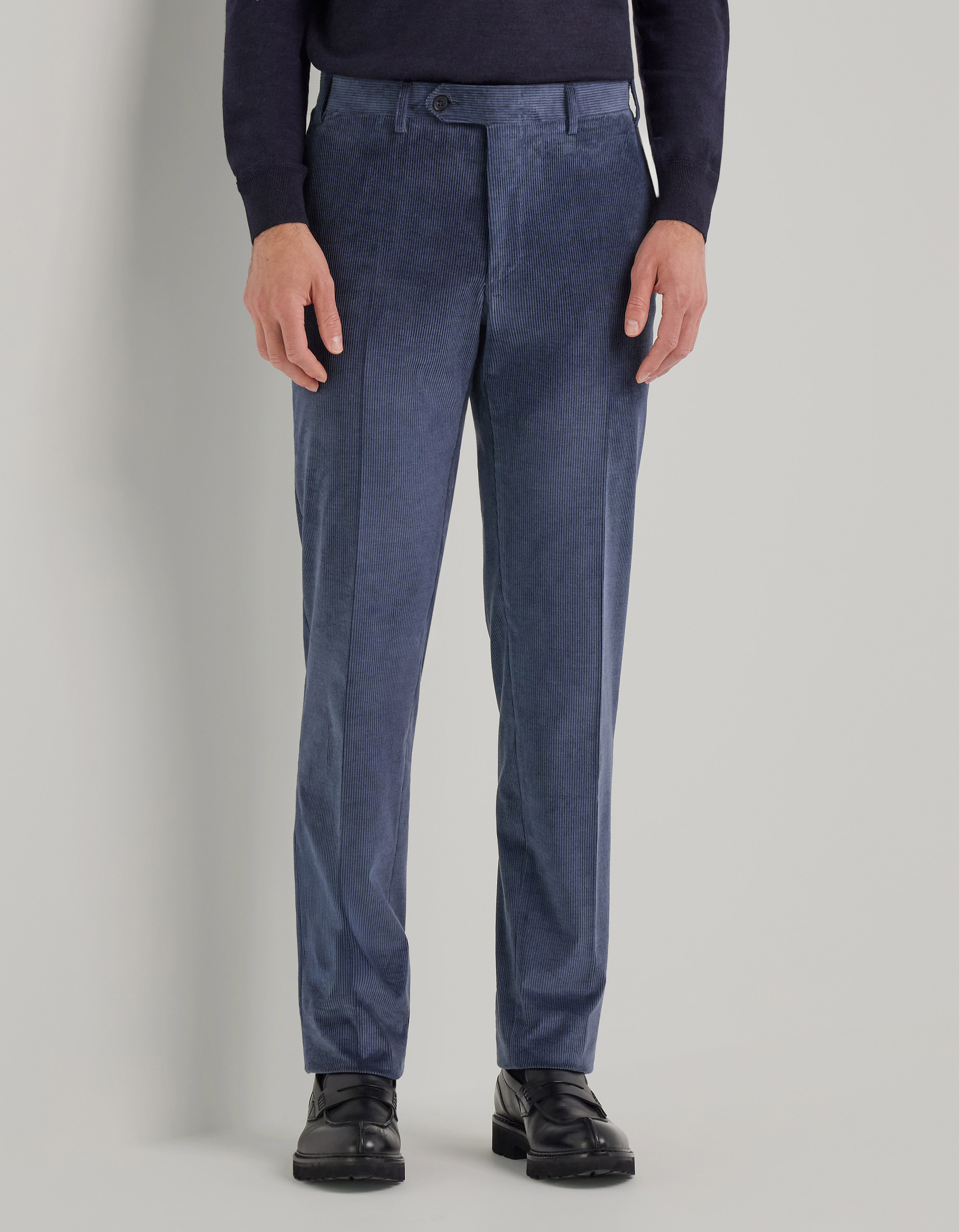 2950-blue-exclusive-trousers-in-stretch-cotton-and-cashmere-velvet–1.jpg