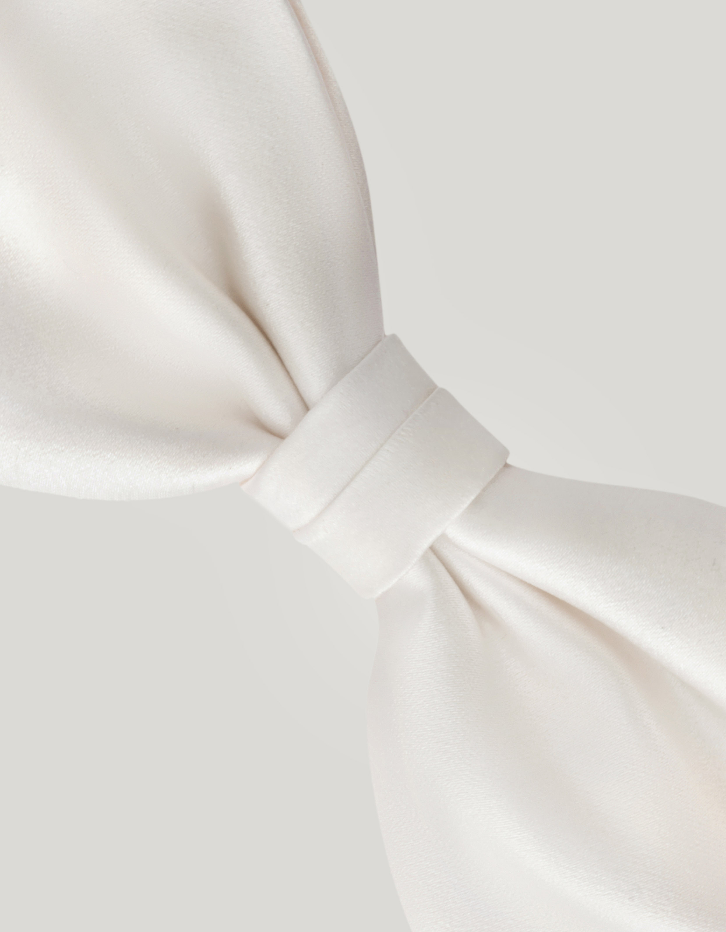 3163-white-silk-bow-tie–1.jpg