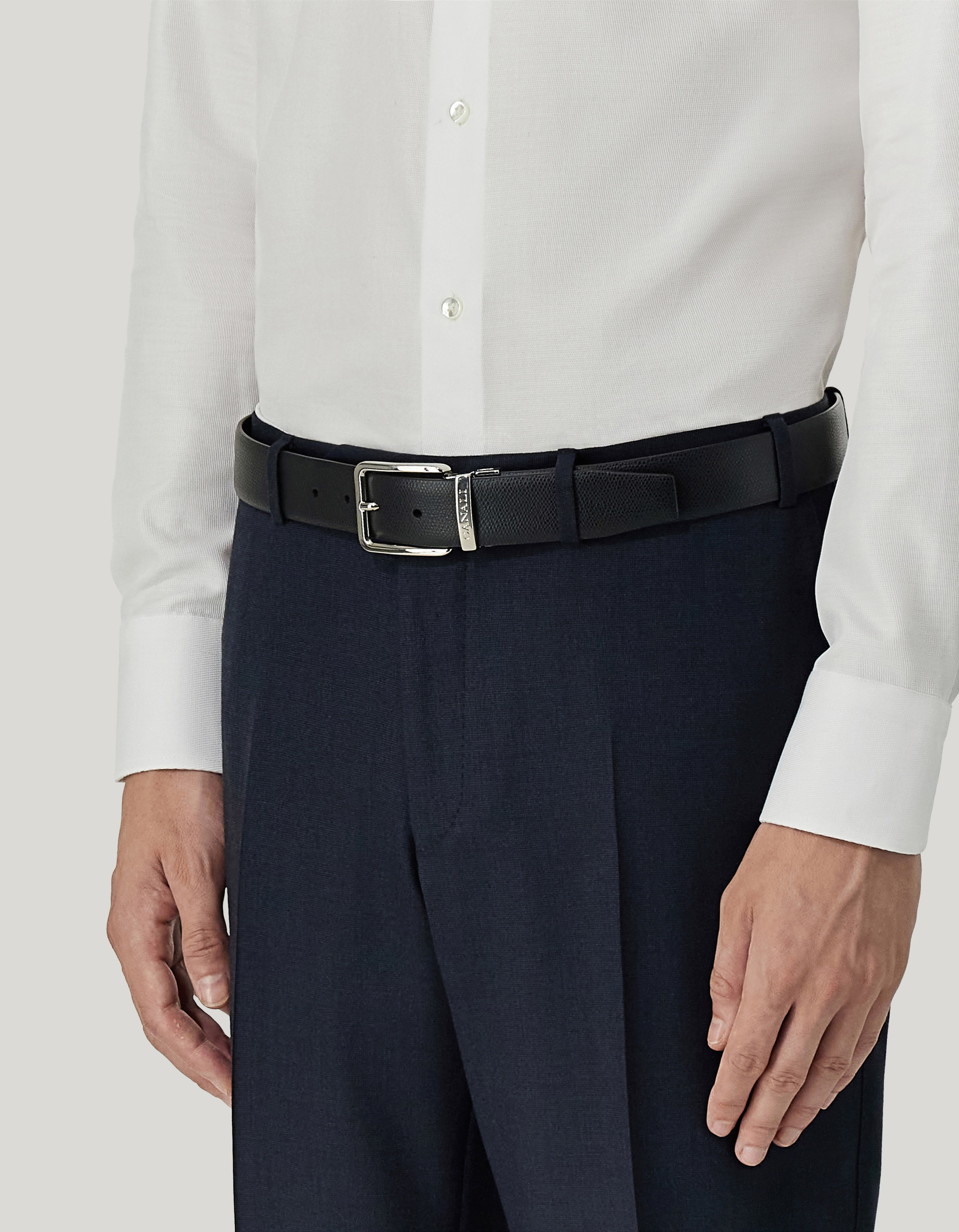 Belt in smooth and Palmellato calfskin in black and dark brown